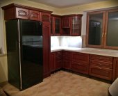 Stylowa kuchnia z frontem z dębowego drewna   